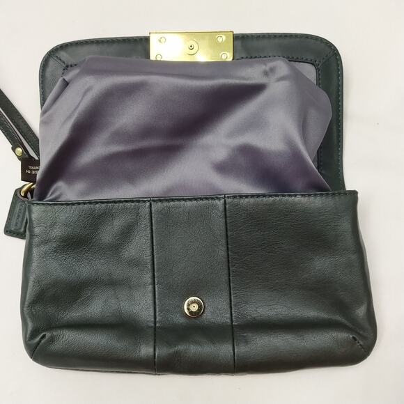 Coach Kristin Olive Green Leather Buckle Flap Closure Clutch Wristlet - Wallet - Picture 13 of 13